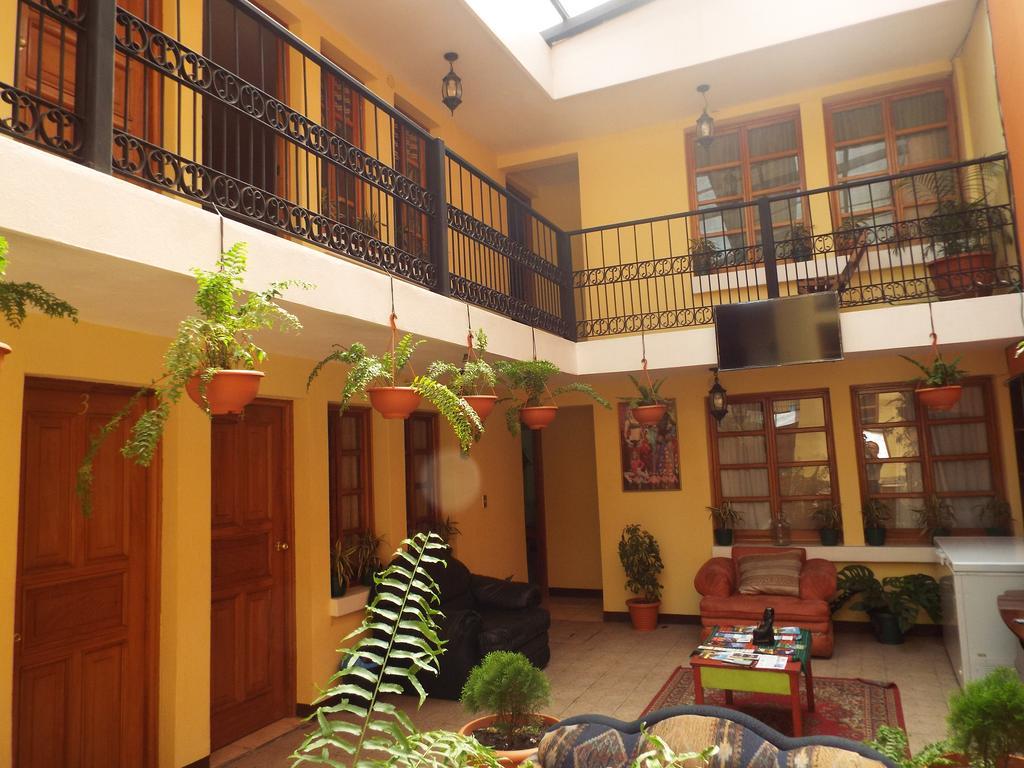 Hotel Kasa Kamelot كويتزالتنانغو المظهر الخارجي الصورة