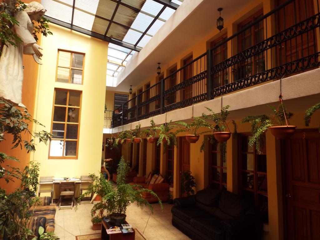Hotel Kasa Kamelot كويتزالتنانغو المظهر الخارجي الصورة