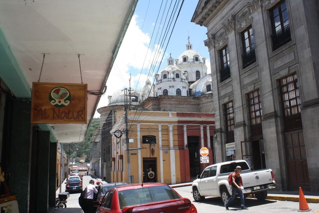 Hotel Kasa Kamelot كويتزالتنانغو المظهر الخارجي الصورة