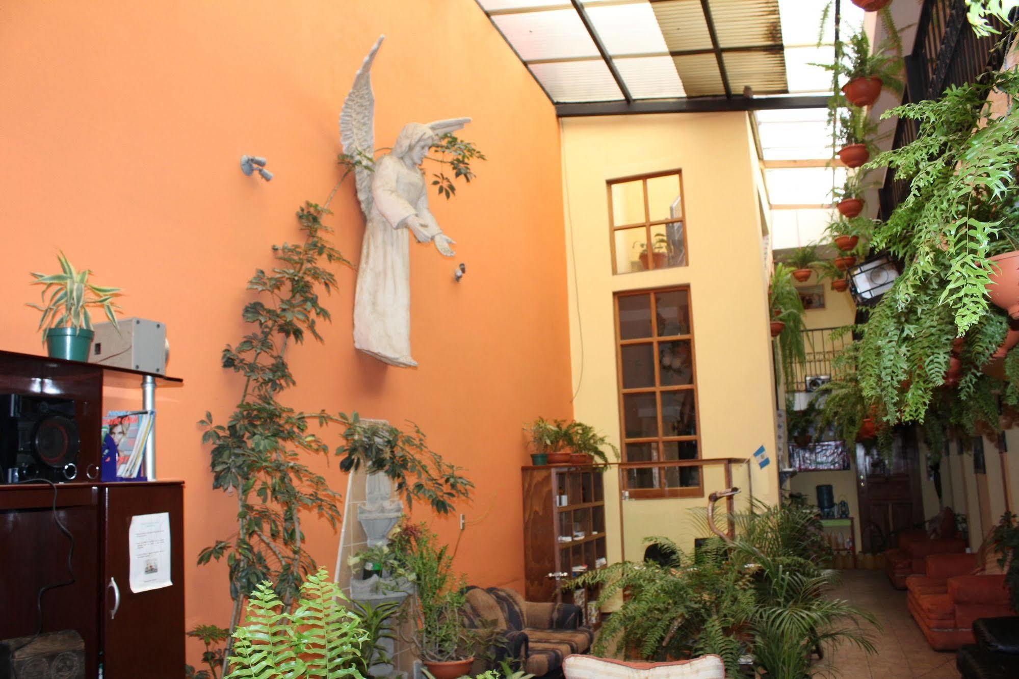 Hotel Kasa Kamelot كويتزالتنانغو المظهر الخارجي الصورة